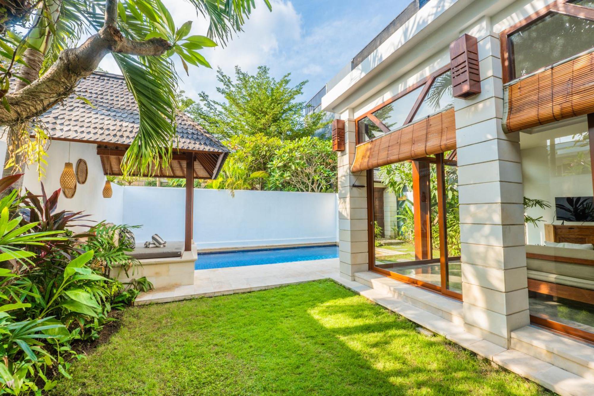 Canggu Escape Villa Exterior photo